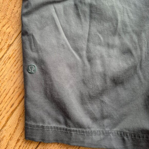Lululemon Men's Commission shorts Gray 34" - Picture 9 of 15